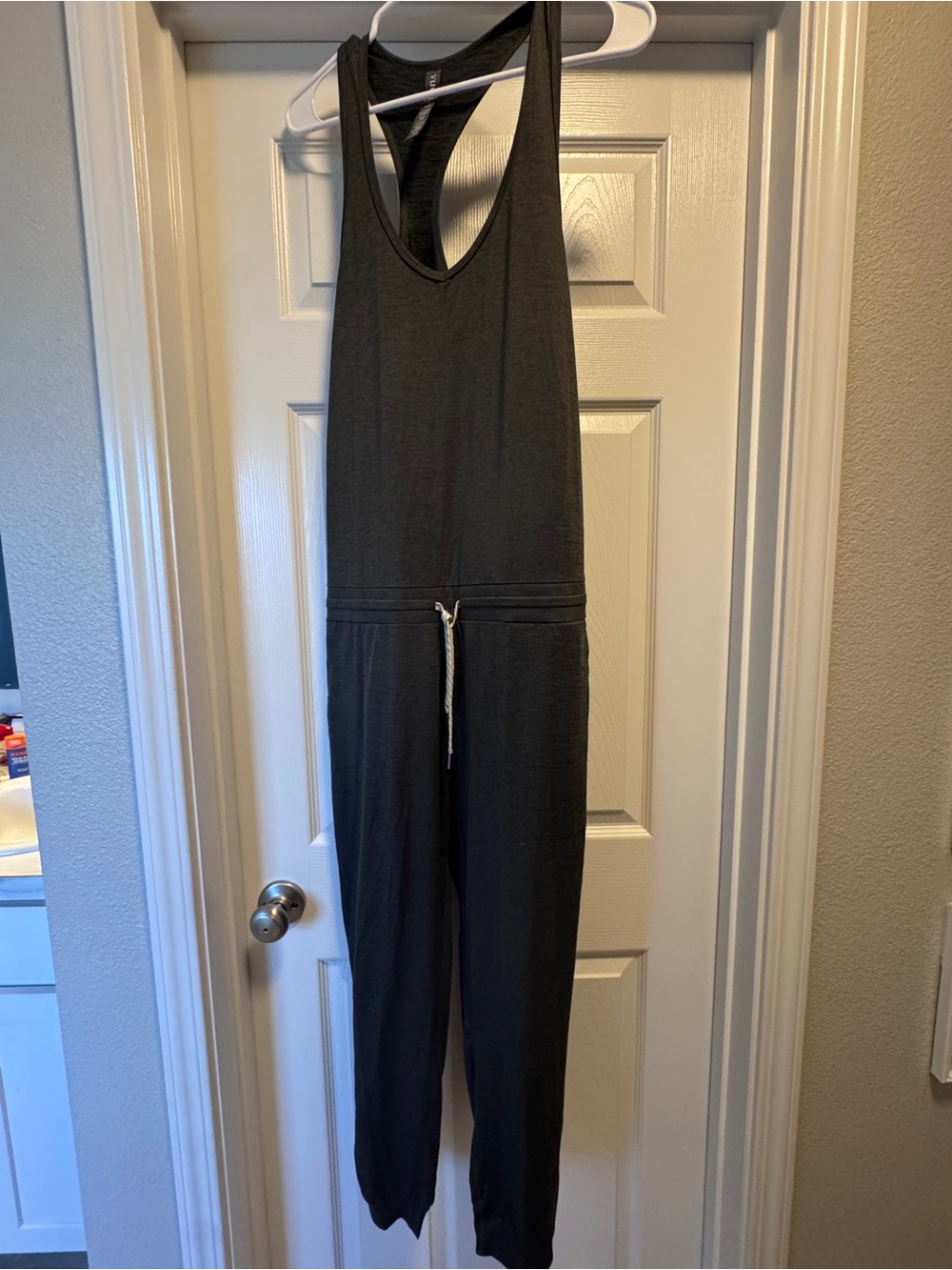 Vuori Racerback Jumpsuit - dark Gray
